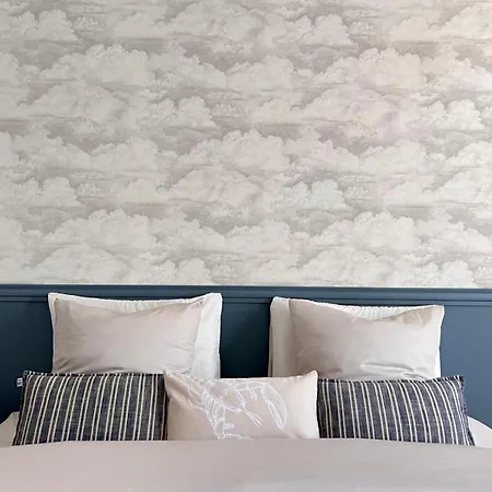 Retour De 公寓 *